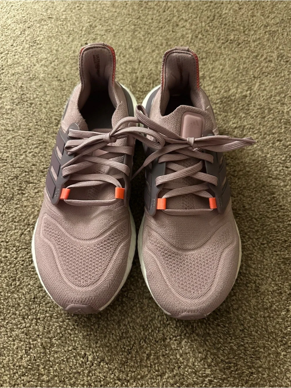 Adidas Ultraboost 22 women's sneakers - mauve with orange accents